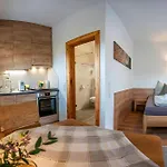 Riedhof-zuahaus Apartament