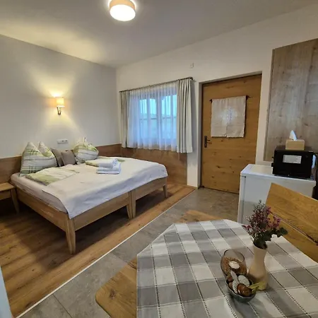 Riedhof-zuahaus Breitenbach am Inn